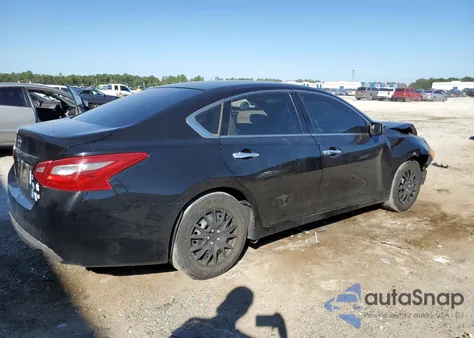 2018 Nissan Altima z USA, uszkodzony, nr VIN 1N4AL3AP0JC114434
